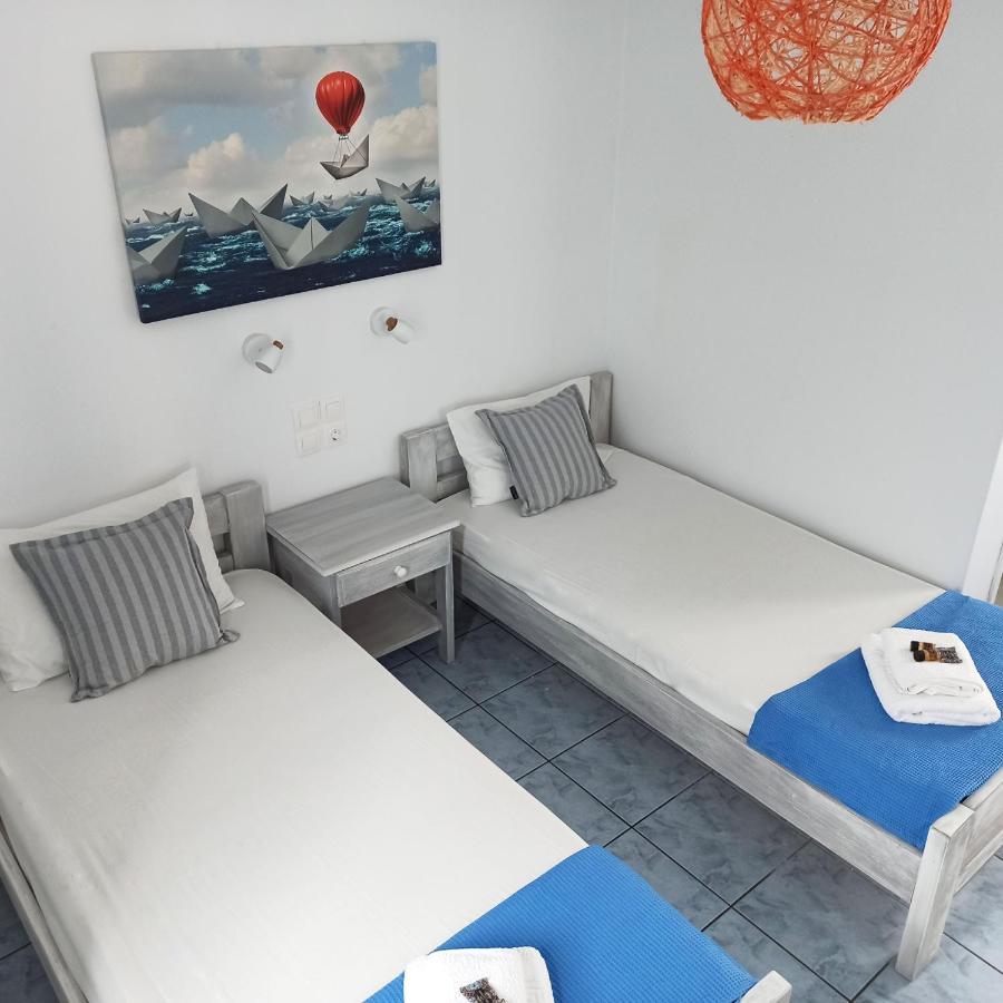 Isalos Paros Náousa Buitenkant foto