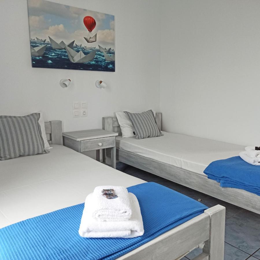 Isalos Paros Náousa Buitenkant foto